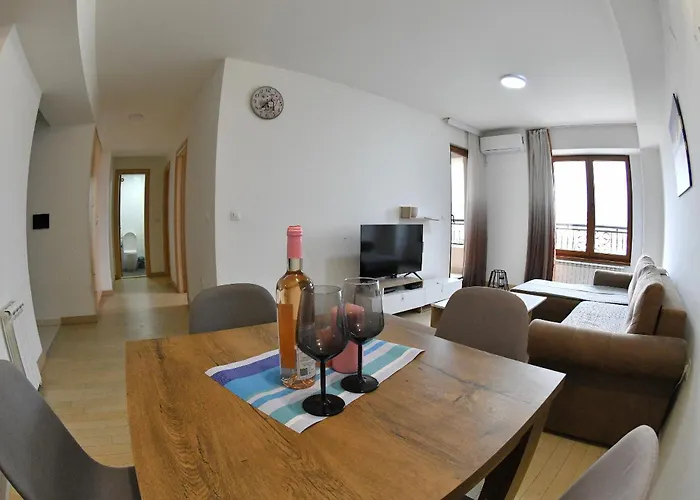 Starlight - Flatiron Skopje